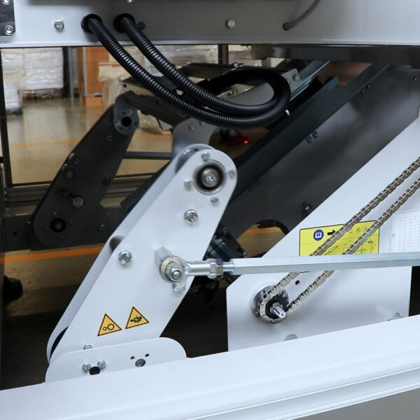 Fardellatrice automatica monoblocco con ingresso in linea e barra saldante