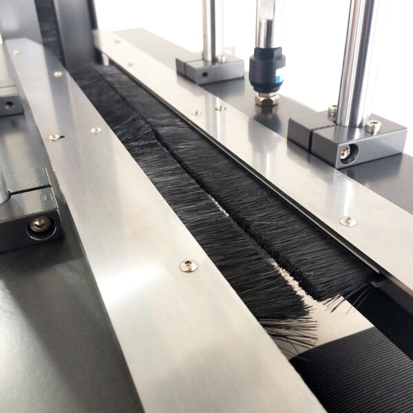 Pressino pneumatico per reggiatrice automatica