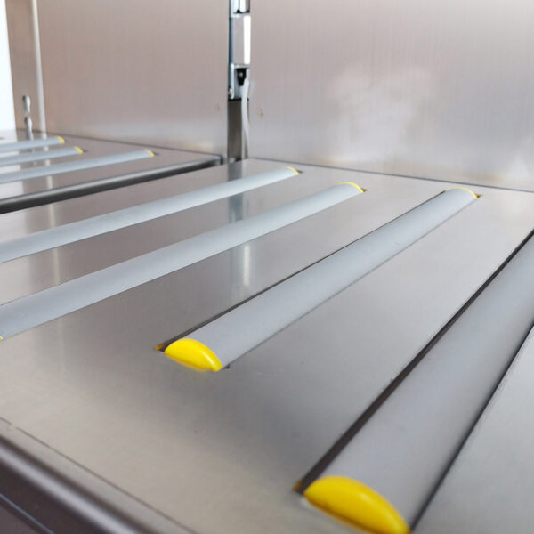 Reggiatrice in acciaio Inox per generi alimentari e ittici