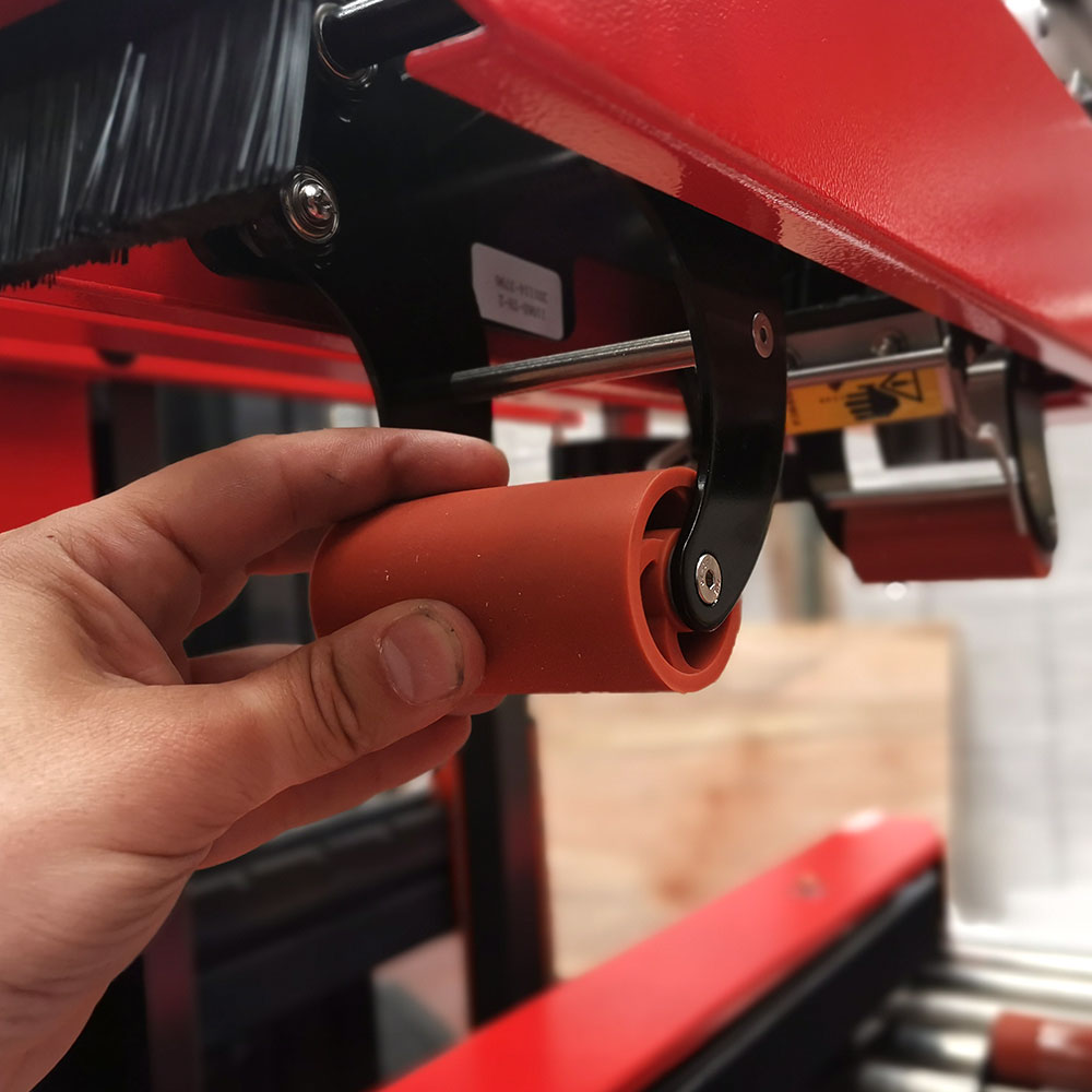 PRESSA NASTRO TESTA NASTRANTE PRESSA NASTRO TESTA NASTRANTE